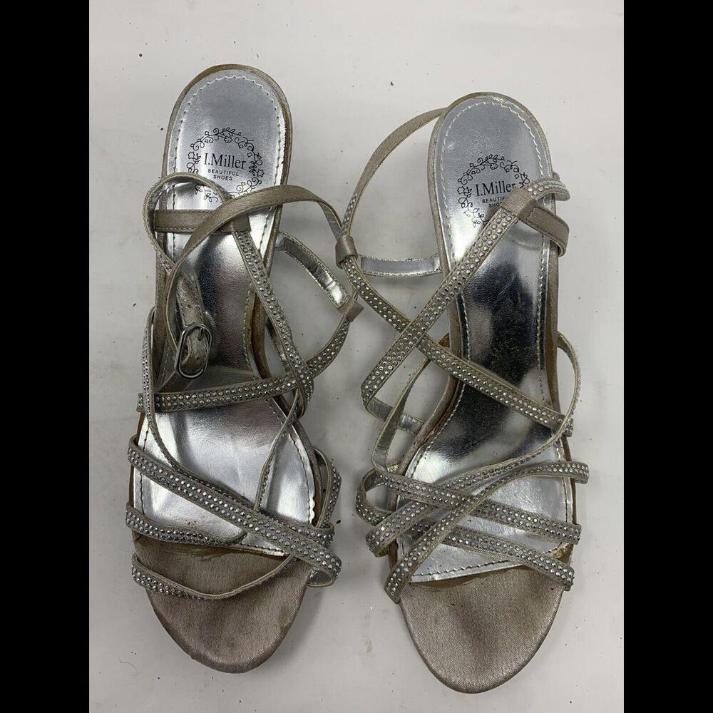 I. Miller Silver Sparkling Dress Short Heel Shoe Size 7M